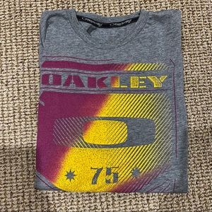 Oakley T-Shirt